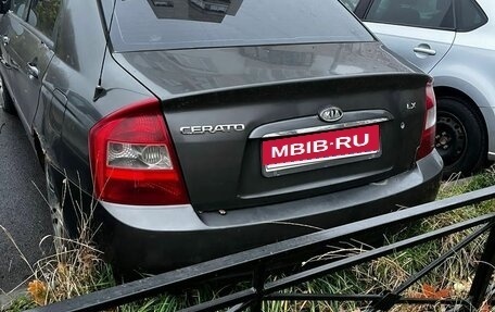 KIA Cerato I, 2006 год, 100 000 рублей, 1 фотография