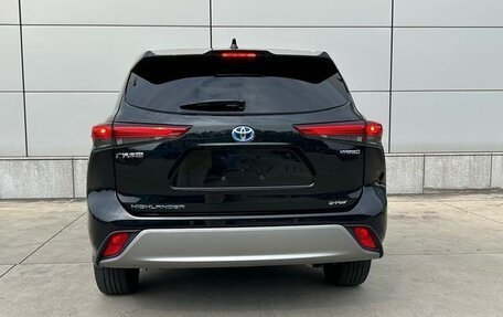 Toyota Highlander, 2021 год, 3 500 300 рублей, 6 фотография