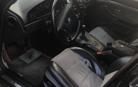 BMW 5 серия, 1997 год, 890 000 рублей, 8 фотография