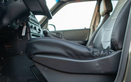 Chevrolet Niva I рестайлинг, 2012 год, 435 000 рублей, 31 фотография