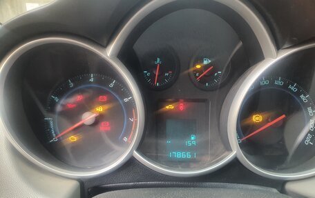 Chevrolet Cruze II, 2013 год, 500 000 рублей, 8 фотография