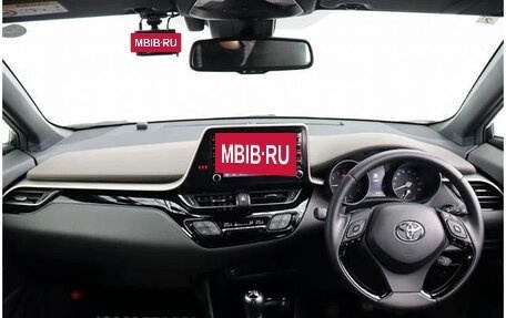 Toyota C-HR I рестайлинг, 2021 год, 1 350 000 рублей, 11 фотография