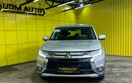 Mitsubishi Outlander III рестайлинг 3, 2017 год, 2 299 000 рублей, 2 фотография