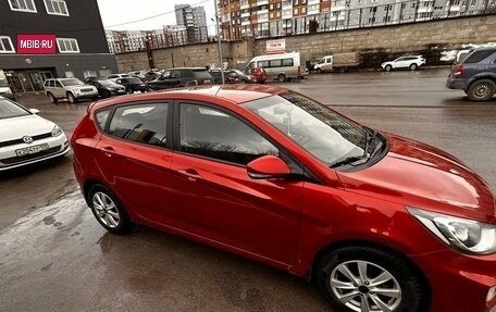 Hyundai Solaris II рестайлинг, 2012 год, 700 000 рублей, 6 фотография