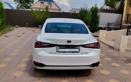 Lexus ES VII, 2024 год, 4 980 000 рублей, 5 фотография