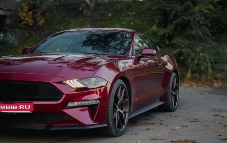 Ford Mustang VI рестайлинг, 2019 год, 3 100 000 рублей, 2 фотография