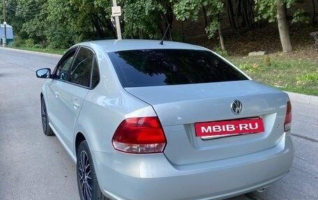 Volkswagen Polo VI (EU Market), 2013 год, 720 000 рублей, 2 фотография