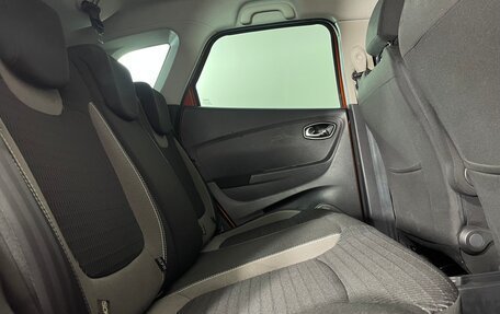 Renault Kaptur I рестайлинг, 2016 год, 1 106 000 рублей, 24 фотография