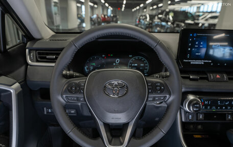 Toyota RAV4, 2025 год, 4 300 000 рублей, 11 фотография