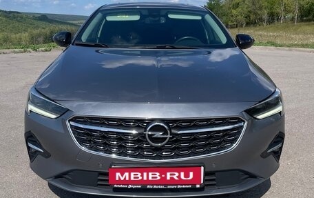 Opel Insignia II рестайлинг, 2020 год, 2 000 000 рублей, 1 фотография