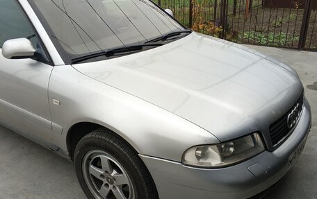 Audi A4, 1999 год, 450 000 рублей, 1 фотография