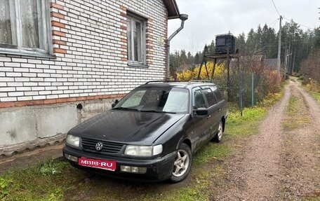 Volkswagen Passat B4, 1997 год, 185 000 рублей, 1 фотография