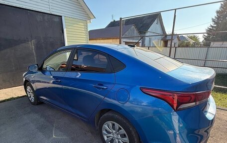 Hyundai Solaris II рестайлинг, 2017 год, 1 050 000 рублей, 8 фотография