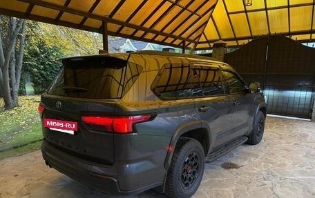 Toyota Sequoia, 2023 год, 11 700 000 рублей, 5 фотография