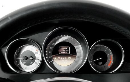 Mercedes-Benz C-Класс, 2011 год, 970 000 рублей, 6 фотография