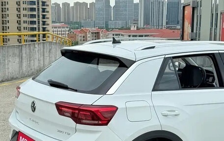 Volkswagen T-Roc I, 2022 год, 1 320 000 рублей, 5 фотография