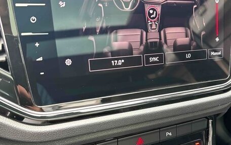 Volkswagen T-Roc I, 2022 год, 1 350 000 рублей, 11 фотография