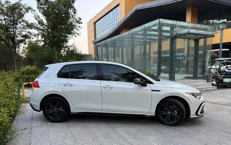 Volkswagen Golf VIII, 2021 год, 1 410 000 рублей, 4 фотография