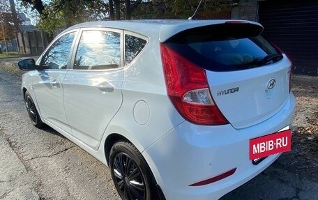 Hyundai Solaris II рестайлинг, 2014 год, 930 000 рублей, 3 фотография