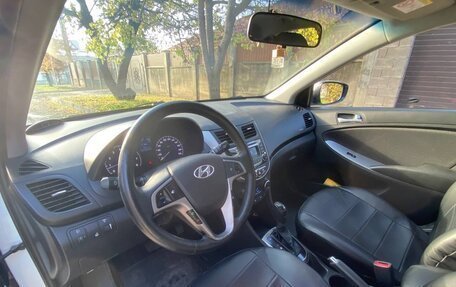 Hyundai Solaris II рестайлинг, 2014 год, 930 000 рублей, 13 фотография