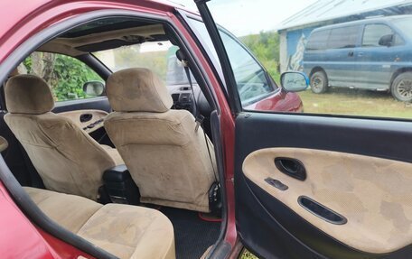 Mitsubishi Carisma I, 1996 год, 225 000 рублей, 7 фотография