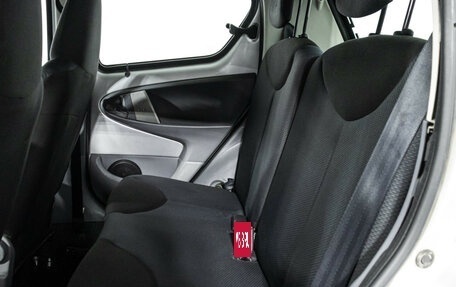 Toyota Aygo II, 2006 год, 386 989 рублей, 10 фотография