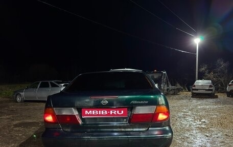 Nissan Almera, 1997 год, 160 000 рублей, 1 фотография