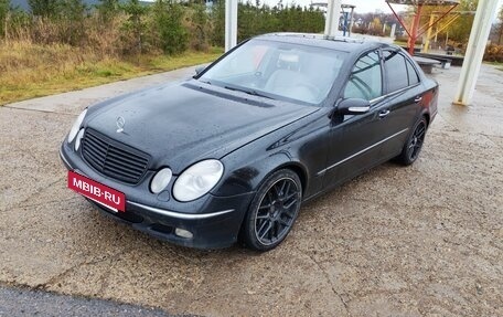 Mercedes-Benz E-Класс, 2004 год, 700 000 рублей, 5 фотография