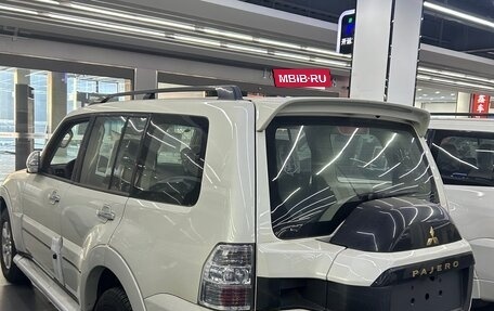 Mitsubishi Pajero IV, 2021 год, 4 200 000 рублей, 4 фотография