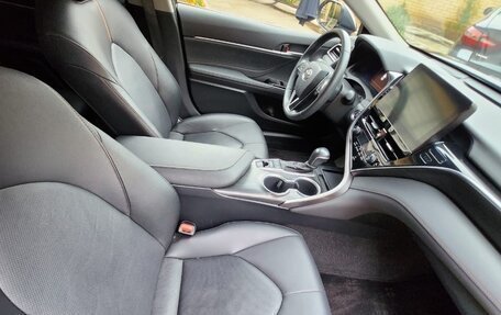 Toyota Camry, 2023 год, 3 650 000 рублей, 8 фотография