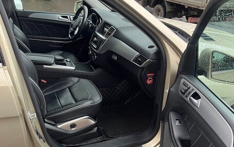 Mercedes-Benz GL-Класс, 2013 год, 2 100 000 рублей, 10 фотография