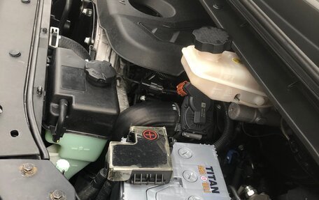 Hyundai Grand Starex Grand Starex I рестайлинг 2, 2018 год, 3 395 000 рублей, 7 фотография