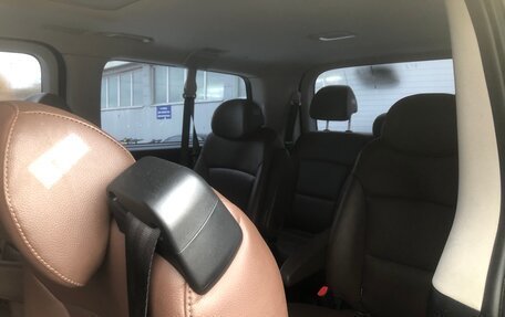 Hyundai Grand Starex Grand Starex I рестайлинг 2, 2018 год, 3 395 000 рублей, 10 фотография