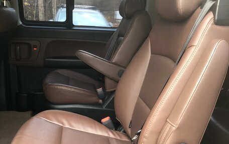 Hyundai Grand Starex Grand Starex I рестайлинг 2, 2018 год, 3 395 000 рублей, 14 фотография