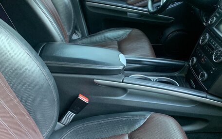 Mercedes-Benz GL-Класс, 2011 год, 2 000 000 рублей, 11 фотография