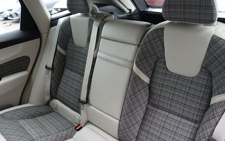 Volvo XC60 II, 2019 год, 3 500 000 рублей, 22 фотография