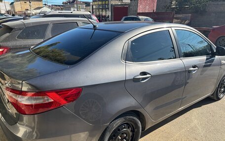 KIA Rio III рестайлинг, 2013 год, 900 000 рублей, 3 фотография
