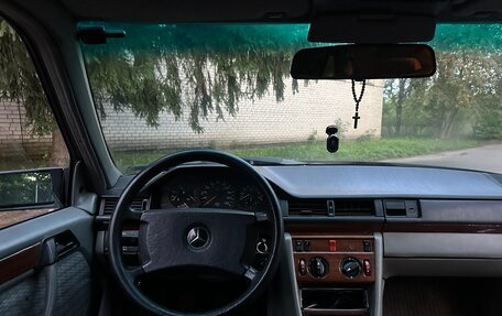 Mercedes-Benz W124, 1990 год, 168 000 рублей, 13 фотография