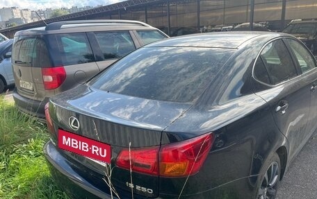 Lexus IS II рестайлинг 2, 2006 год, 1 100 000 рублей, 3 фотография