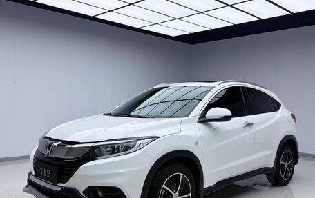 Honda Vezel, 2022 год, 1 554 492 рублей, 2 фотография