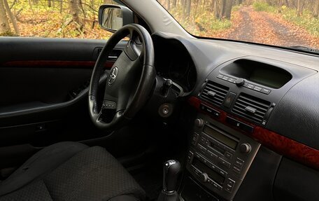 Toyota Avensis III рестайлинг, 2003 год, 700 000 рублей, 4 фотография