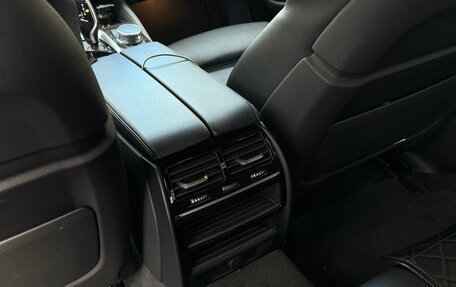 BMW 5 серия, 2018 год, 3 500 000 рублей, 12 фотография