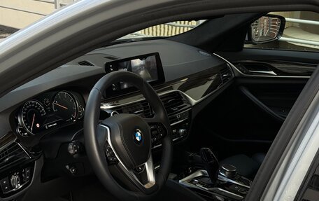 BMW 5 серия, 2018 год, 3 500 000 рублей, 15 фотография