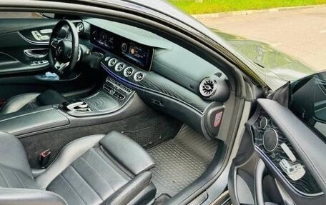 Mercedes-Benz E-Класс, 2017 год, 3 600 000 рублей, 7 фотография
