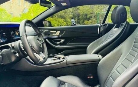 Mercedes-Benz E-Класс, 2017 год, 3 600 000 рублей, 10 фотография