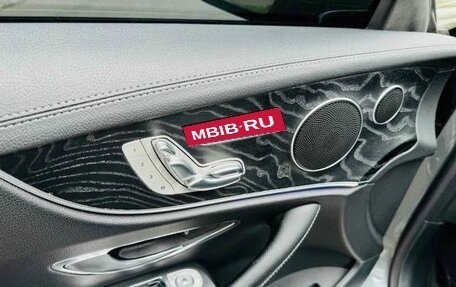Mercedes-Benz E-Класс, 2017 год, 3 600 000 рублей, 13 фотография