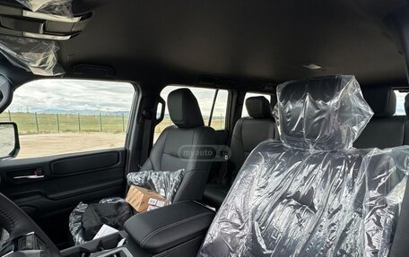 Toyota Land Cruiser Prado, 2024 год, 7 600 000 рублей, 10 фотография