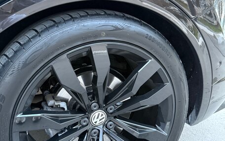 Volkswagen Touareg III, 2018 год, 4 500 000 рублей, 13 фотография