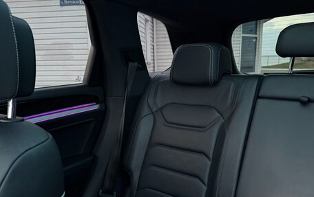 Volkswagen Touareg III, 2018 год, 4 500 000 рублей, 23 фотография