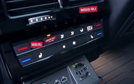 Volkswagen Touareg III, 2018 год, 4 500 000 рублей, 19 фотография